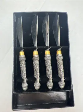 4-106 Arthur Court Designs Speaders Carved Acorn Handles Stainless Steel Set Of 4