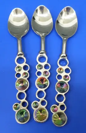 A1t1 Artimino 3 - Glossy Pierced Circles Gem Stainless India Flatware Teaspoons
