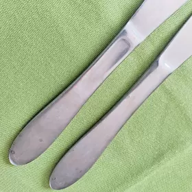 329571 Cambridge Stainless 4 Dinner Knives Hailey Pattern Satin Indented Handle 9 Inch #2