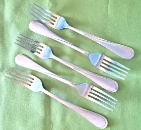 480218 Cambridge 5 Dinner Forks Stainless Gravity Sand Pattern Satin Glossy Handle