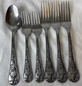 1serving Cambridge 899727 Cabelas / Silversmiths Deer Stainless 3 Dinner Forks 2 Salad
