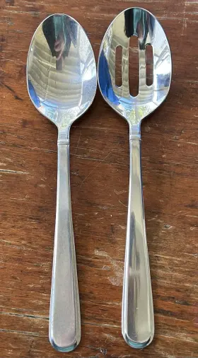 M8759 Cambridge Stainless Rosalind Glossy Set Of 2 -1 Serving Spoon 1 Slotted