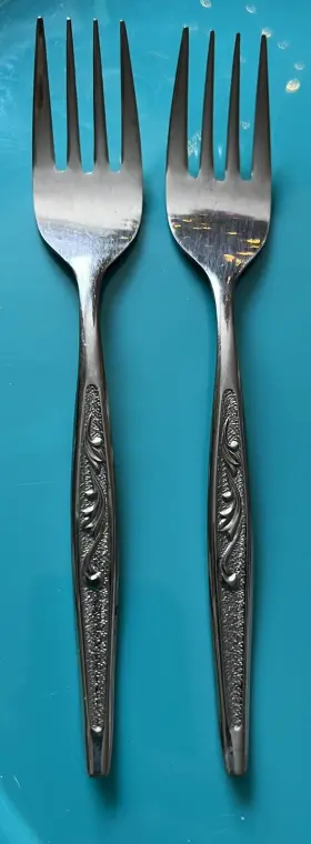 122024-ebl-pol-ph Carlton Woodcrest Stainless 2 Dessert/salad Forks Handle Textured With Swirl Japan