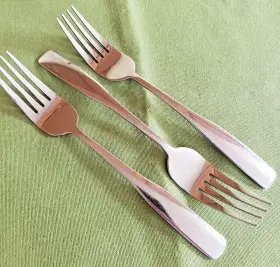 331958 Cooks J.c. Penney Stainless 3 Dinner Fork Capri Pattern 7 1/2 Inch Plain Glossy Oar Handle