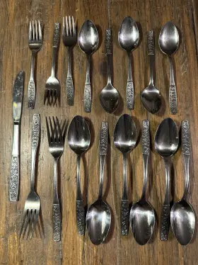 Csm5 Cosmos Vintage Stainless Flatware Lot 17pc Rose Black Accent Japan