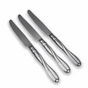 Cui16 Cuisinart Stainless Dinner Knife Glossy Flatware 9 1/4 3pc Set