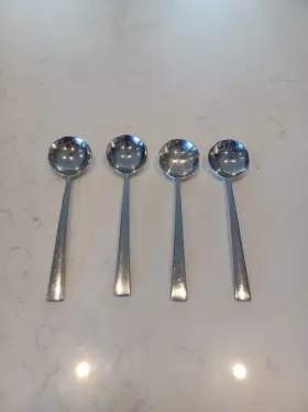 Dansk Dasron/plsx4 Stainless Flatware - Rondure Place / Soup Spoons Set Of Four 7.5 Inch Used