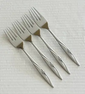 Emdeko Emo1 Stainless 4 Dinner Forks Single Rose Glossy Pointed Tip