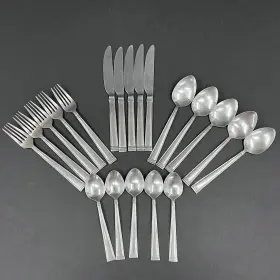 Frw39 Farberware Setting For 5 Stainless Silverware Center Ridge Flatware
