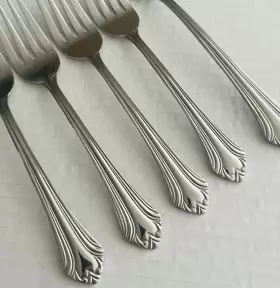 Frw76 Farberware Stainless 4 Salad Forks 1 Dinner Fork Glossy Fan Tip Scrolls #2