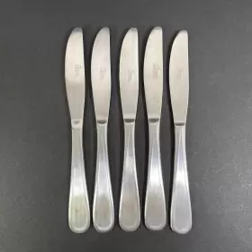 Gia44 Gibson Lot Of 5 Dnner Knives Stainless Flatware Plain Satin Outlined