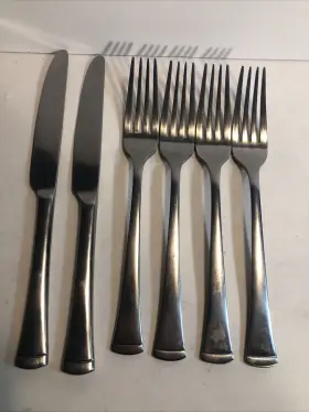 5120788 Gourmet Basics By Mikasa Contempo 6 Piece Flatware Lot Of Forks Knives