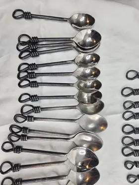 28-591 Gourmet Settings Twist And Shout 60pc Stainless Steel 18/10 Flatware Set #2
