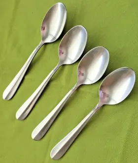 298563 Hampton Silversmiths Stainless 4 Soup Spoons 247 China Hsv81 Pattern 7.5 Inch