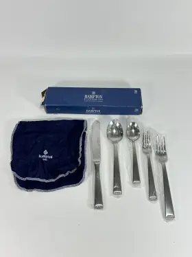Hampton Silversmiths 733652180775 Inch Nantes 18/10 Stainless 5-piece Flatware Set New In Box