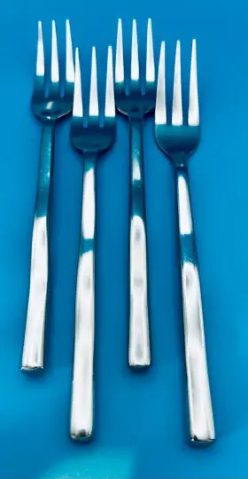 Hsv12 Hampton Silversmiths 4 Four Wavy Handle Dinner Forks Stainless Flatware