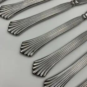 Hsv76 Hampton Silversmiths 8 Stainless Ribbed Fan Tip Dinner Knives Flatware #3