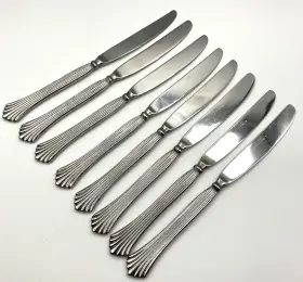 Hsv76 Hampton Silversmiths 8 Stainless Ribbed Fan Tip Dinner Knives Flatware