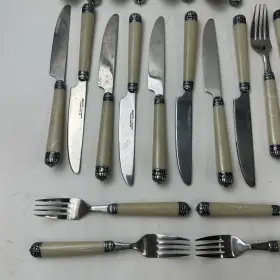 Hsv83 Hampton Silversmiths 38 Piece Stainless Flatware With Pearl Style Handles #2