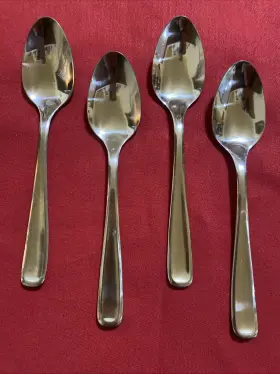 Hsv94 Hampton Silversmiths Set Of 4 Glossy Teaspoons 18/10 Stainless 6.5 Inch