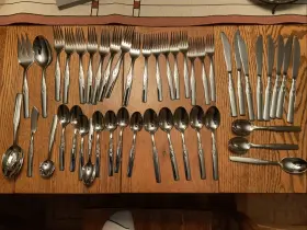 22555-345 Henckels Rapture 45-piece Flatware Set