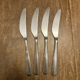 003.042.33 Ikea Set Of 4 Behagfull Dinner Knife Stainless Steel 22422