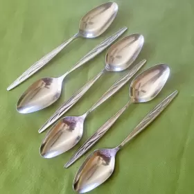 43349 International/ 1847 Rogers Bros 6 Soup Spoons Stainless Sea Island Pattern 7 Inch