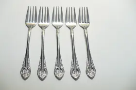 Nst24 International Set Of 5 Salad Forks With Pierced Handles Japan Stainless Flatware