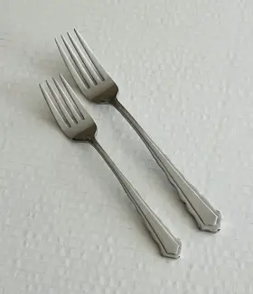 Ins165 International Silver Stainless Salad And Dinner Fork Burnished Scalloped