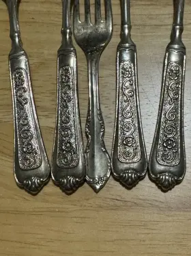 Ins249 International Silver Vintage Set Of 4 Spoons 1 Fork Inch 6 Teaspoons #3