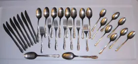 42282 International Silver Superior Stainless 32 Pieces Chapel Hill Pattern Usa #42282