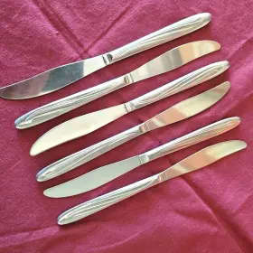 42424 International/superior Dynamic Pattern Stainless 6 Dinner Knives U.s.a. 8 1/4 Inch