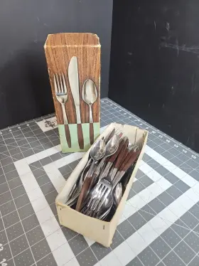 182p Interpur Vtg Japan Flatware 47 Pc Mcm Stainless Steel Wood Handle Royal Elegance