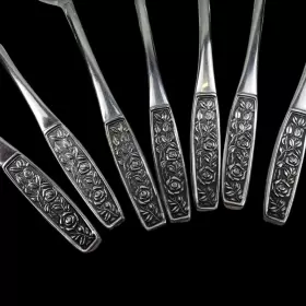 Inr28 Interpur Stainless Flatware Embossed Roses Black Accent Lot 7 Soup Spoons #3