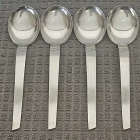 Unf339 Italy Stainless Danish Modern Flatware Round Soup Dinner Spoons Set Of 4