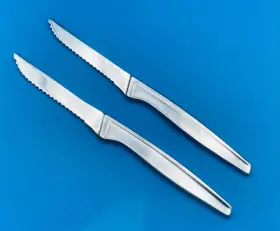 Hen9 J A Henckels Set Of 2 Serrated Blade Steak Knives 8 3/8 Inch Stainless Flatware