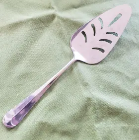 309441 Lifetime Cutlery/hoan Lcu86 Stainless Pierced Pie Pastry Server Korea 10 1/8 Inch