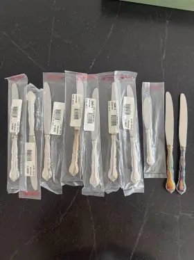 25011 Lunt Silverplate 10 Haverford Sterling Handle Stainless Place Knives Nos Used