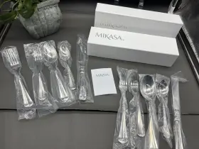 Mikasa 020911811908 French Countryside 5 Pc Place Setting 18/10 Flatware 2 Boxes New