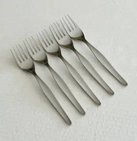 Mwd9 Montgomery Ward Mw Stainless Silverware Japan 5 Dinner Forks Glossy Mcm