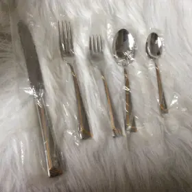 Oneida 078737281054 Golden Era Flatware Place Setting 5 Pieces 18/10 Retired Pattern New #2