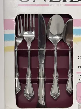 Oneida 078737294450 Stainless True Rose 18/8 Usa 45 Pc Service For 8 With Serving Pieces Nos #2