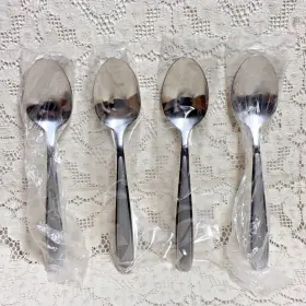 Oneida 079363007049 Castle Peninsula Oval Soup Spoons 7 Inch Stainless Laura Jordan New Set 4