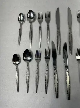 12355 Oneida Community Stainless Venetia Vintage Flatware Set Fork Spoon Knife 20 Pc #2