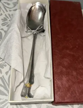 2231003a Oneida Golden Julliard 3-pc Serving Set - Spoon And Fork Tabelspoon