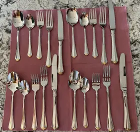 2231048e Oneida Golden Juilliard 18/10 Stainless 20pc. Flatware Set Service For Four