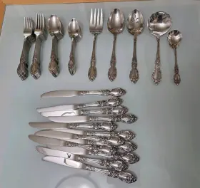 Oneida 2285045b Wordsworth 64 Piece Silverware Set For12 Elegant Stainless Steel Flatware