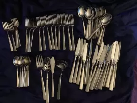 2624020a Oneida Stainless Flatware - Satin Easton 62 Pieces