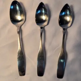 2640004a Oneida Paul Revere Community Stainless Steel 1 Spoon And 2 Grapefruit Spoons