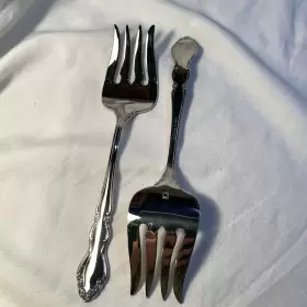 2766020a Oneida Dover 18/10 Stainless Steel 54 Piece With Wooden Adjustable Tray Silverware #2